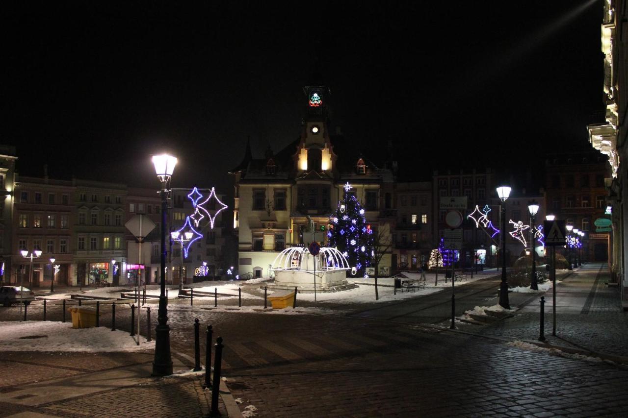 Апартаменты Rynek Нова-Руда Экстерьер фото